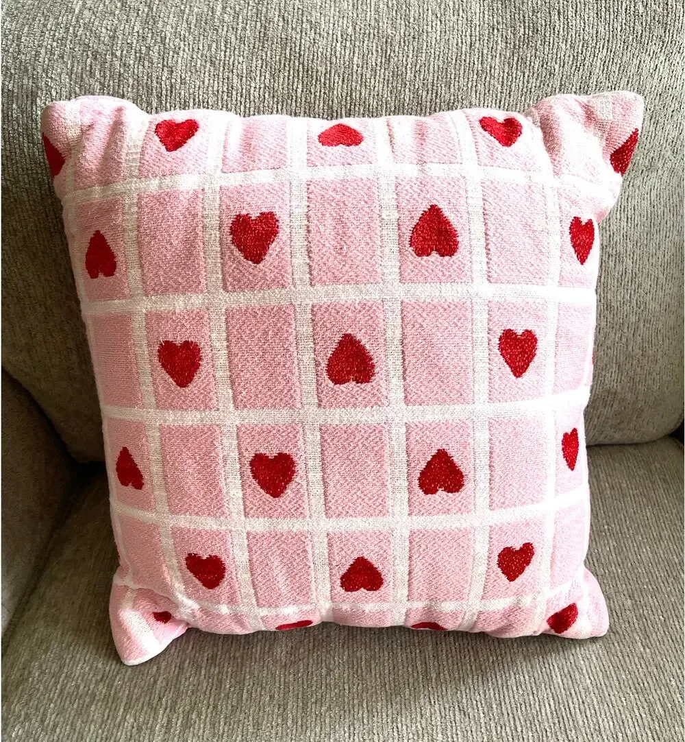 Threshold Pink & Red Heart Cotton Woven Toss Pillow Valentines Love 18x18